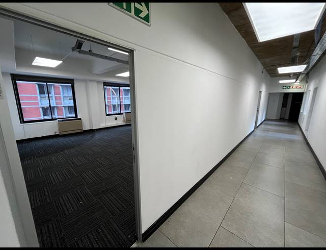 695M² OFFICE TO LET IN CAPE TOWN CITY CENTRE